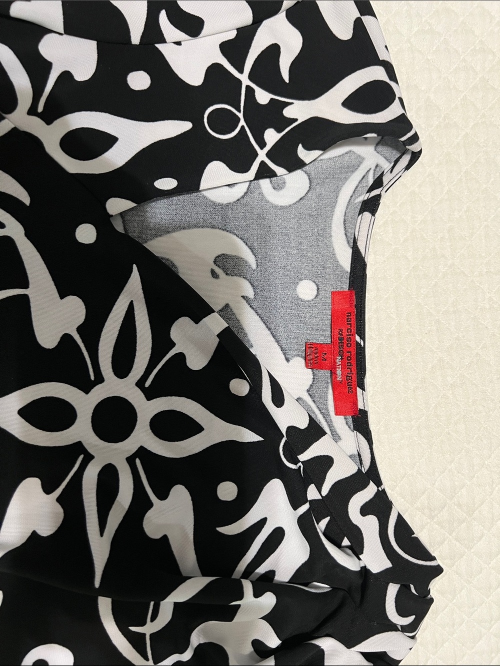 Black & White Graphic Print Women's Blouse - Classic Contrast - Picture 2 of 9